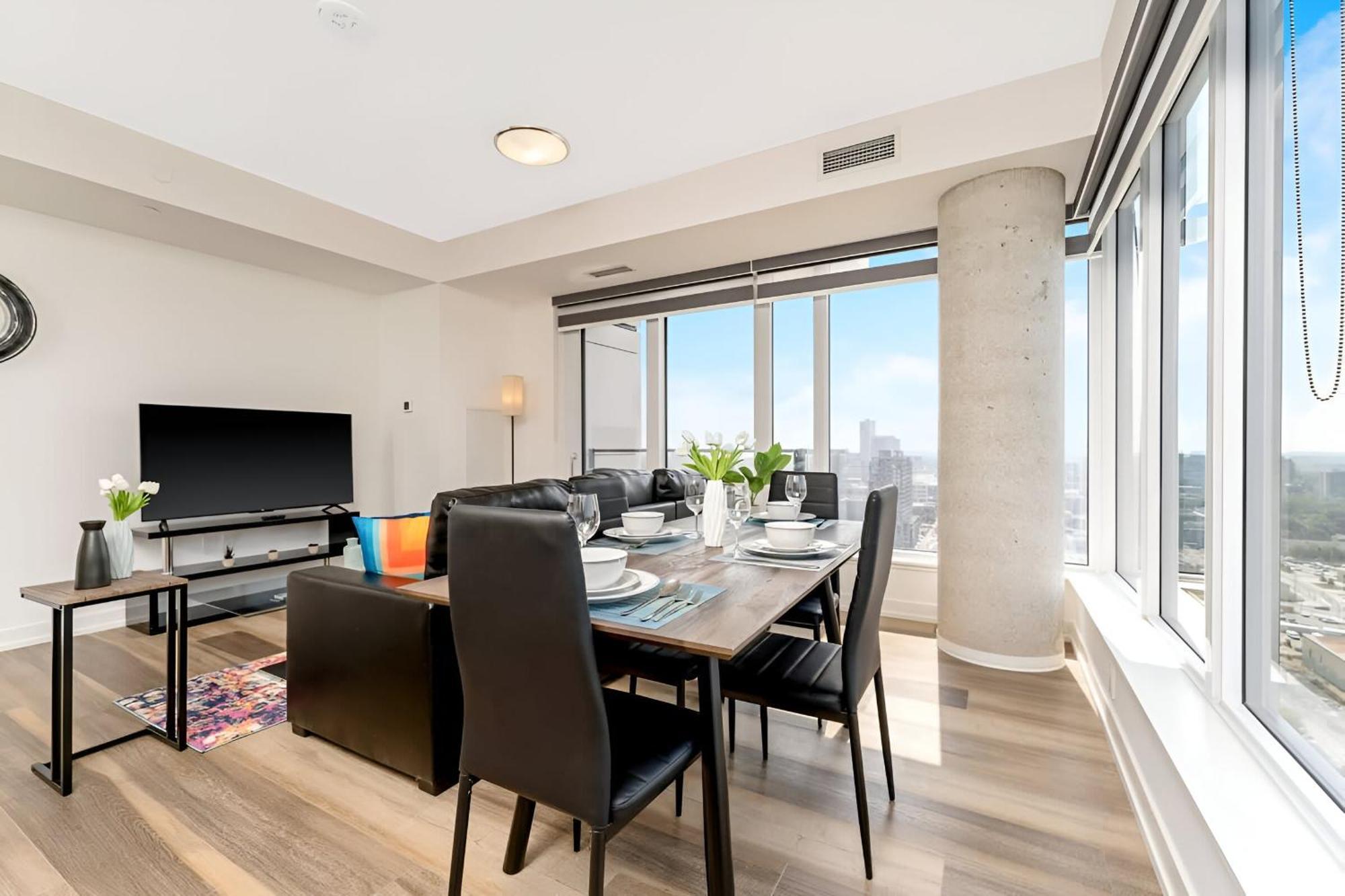 Newly Built Condo With Amazing Views Китченер Экстерьер фото